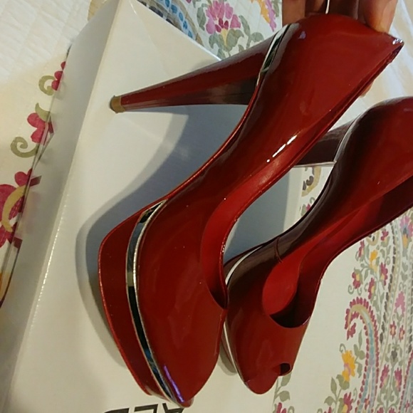 ALDO Heals - Picture 3 of 8